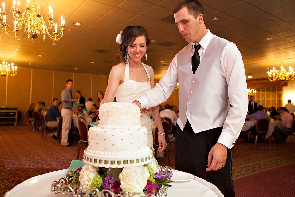 Cutting the cake at Shady Maple