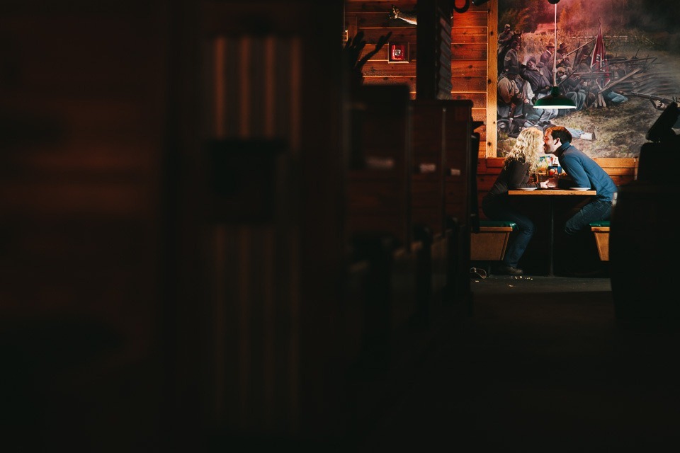 texas roadhouse engagement photography