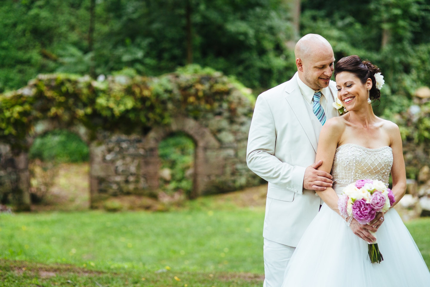 Moonstone Manor Wedding Photographers