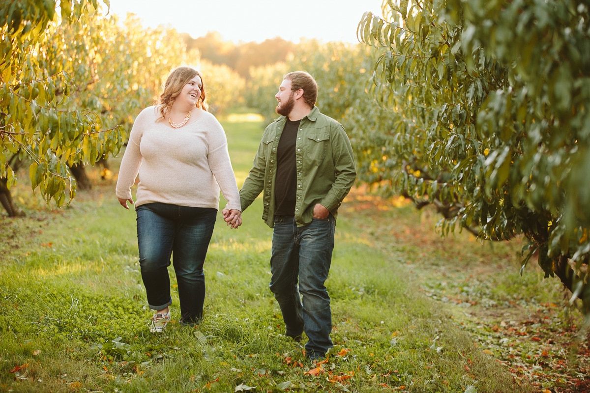 Elizabethtown Engagement Photographers